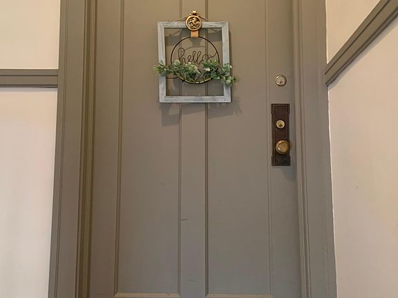 2nd image of 6712 N Maplewood Ave #2