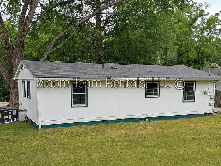 120 Robin St — Photo 10