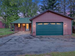 N4055 Golf Ln, Brodhead, WI 53520