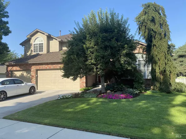 6253 N Fair Oaks Pl, Garden City, ID 83703