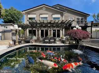 7839 Heritage Dr, Annandale, VA 22003