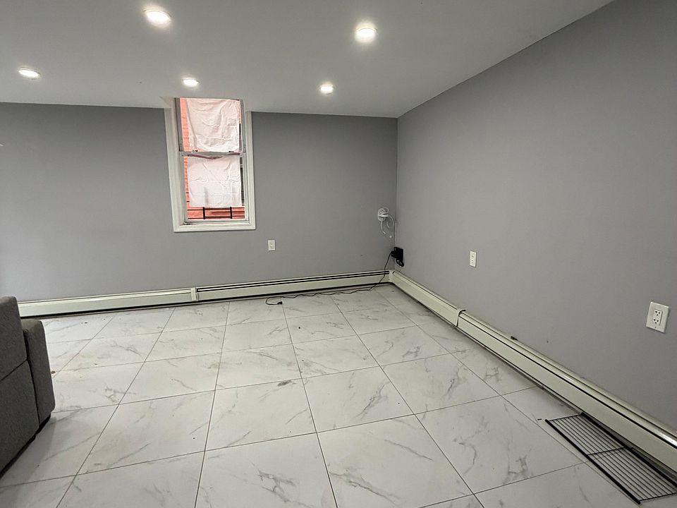 2nd image of 2743 Bronxwood Ave #Bb
