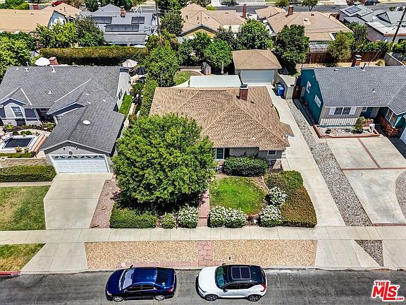 2nd image of 19803 Bassett St