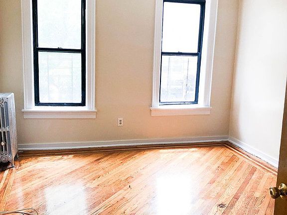 5th image of 975 E 181st St APT 1B