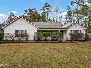 348 Knollwood Dr, Hampstead, NC 28443