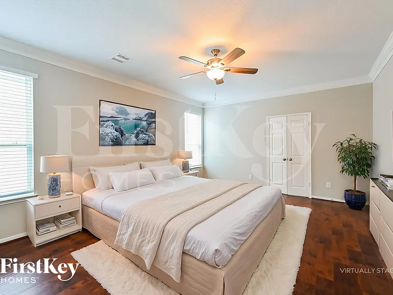 4822 Jarl Ct — Photo 11