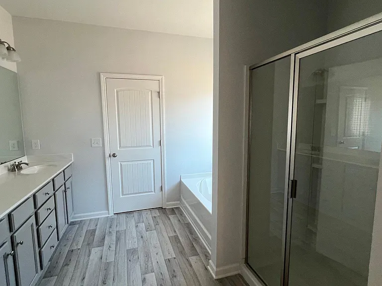 5170 Woodline View Cir — Photo 18