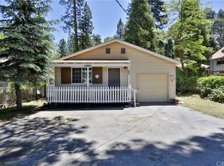 303 Seely Ln, Crestline, CA 92325