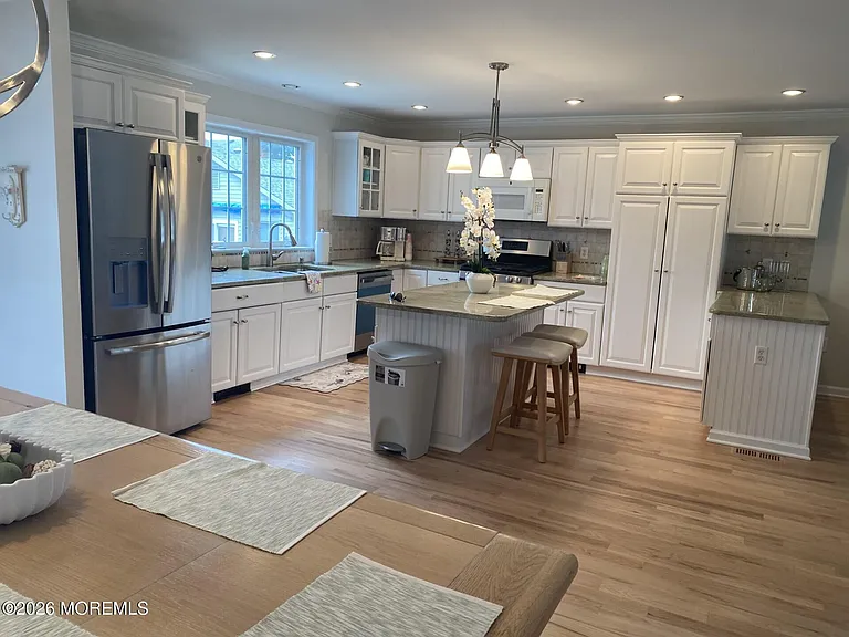 21 Jersey City Ave — Photo 8