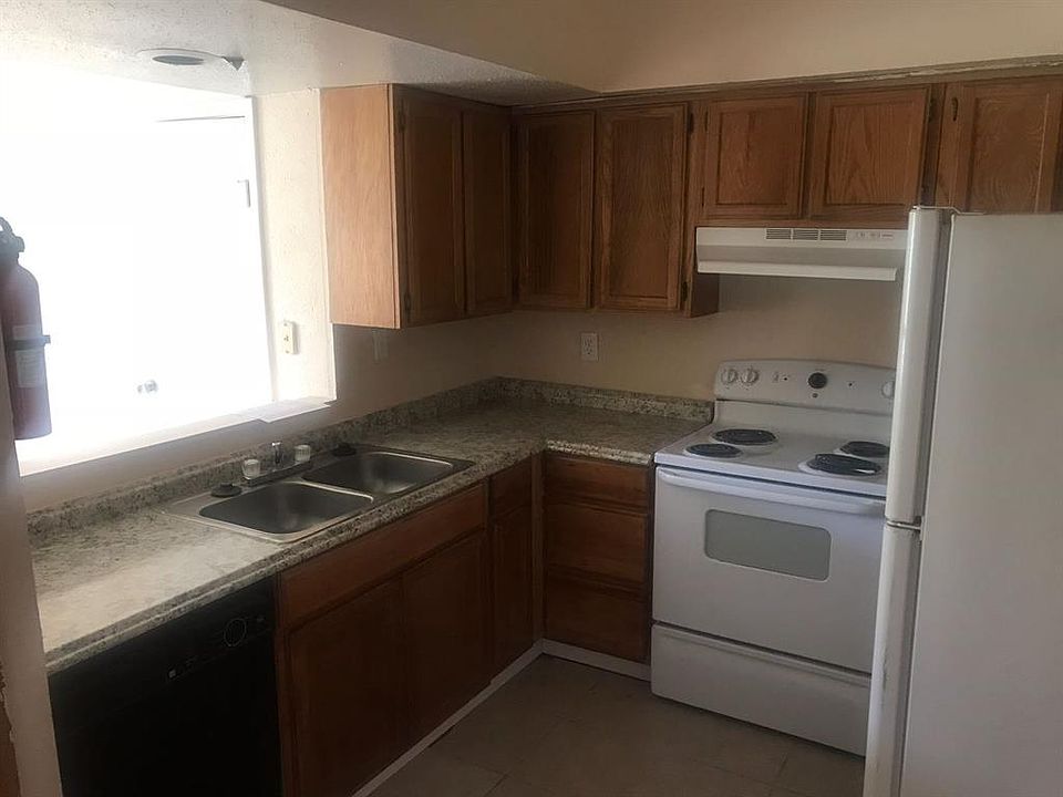 1st image of 8645 Victorian Village Dr #8645