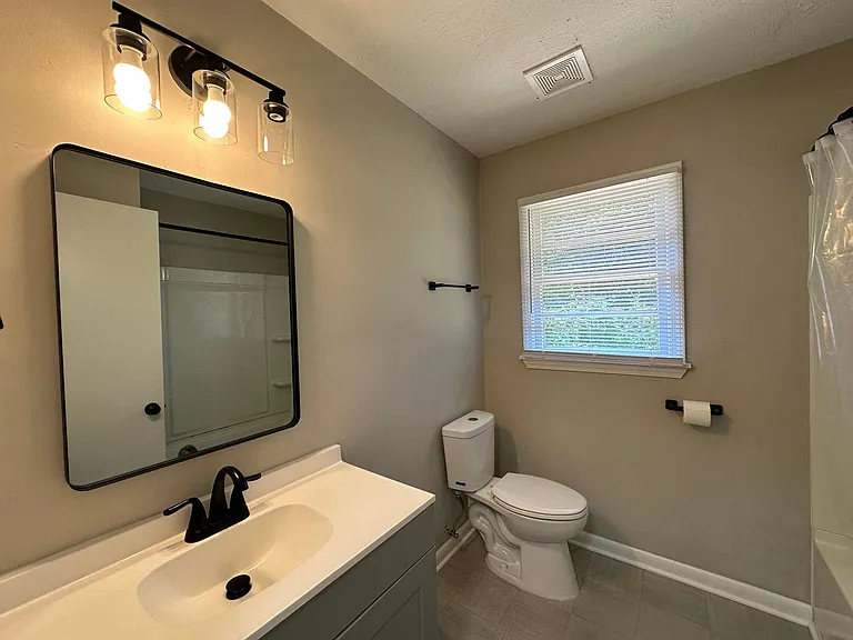 296 Decatur Dr — Photo 14