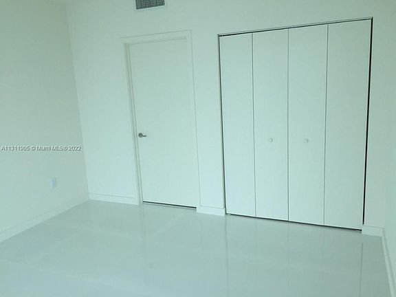 5th image of 1100 S Miami Ave #3902