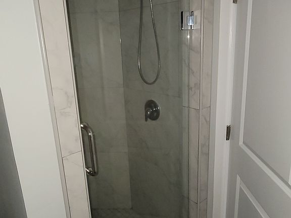 3rd image of 2215 Northridge Ave Unit B