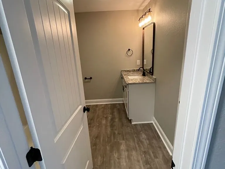 226 Horton Ln — Photo 4