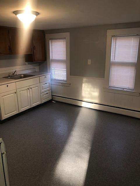 1st image of 94 Upton St Floor 2