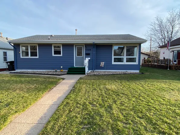 1105 W 3rd Ave, Mitchell, SD 57301