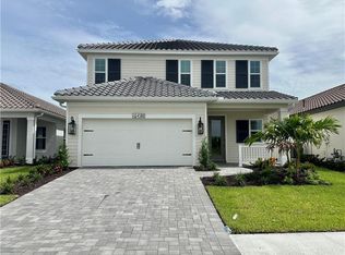 4580 Centaurus Cir, Naples, FL 34120