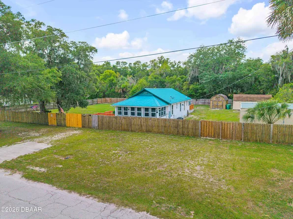240 Miller Rd, Deland, FL 32724