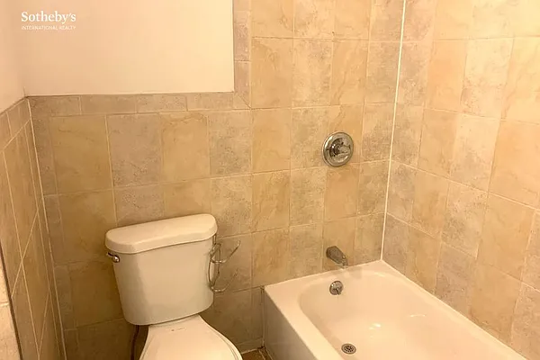 Rented by Sotheby's International Realty | media 6
