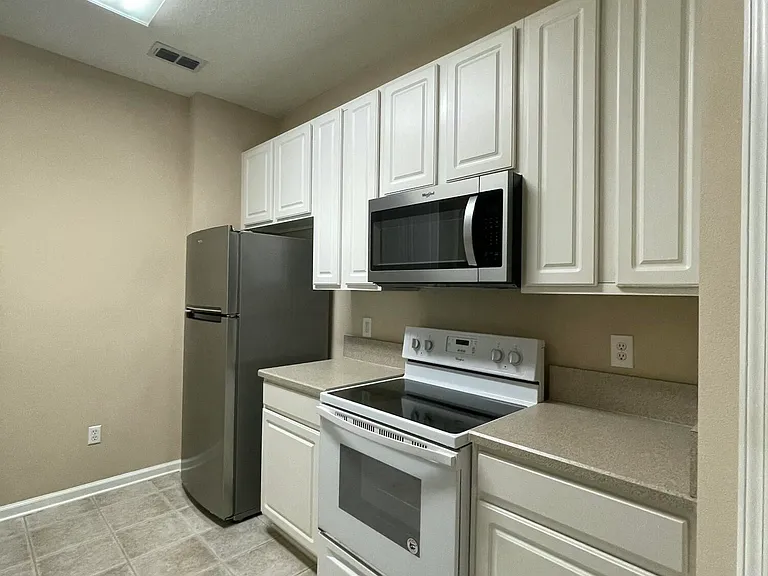 7801 Point Meadows Dr #1102 — Photo 17