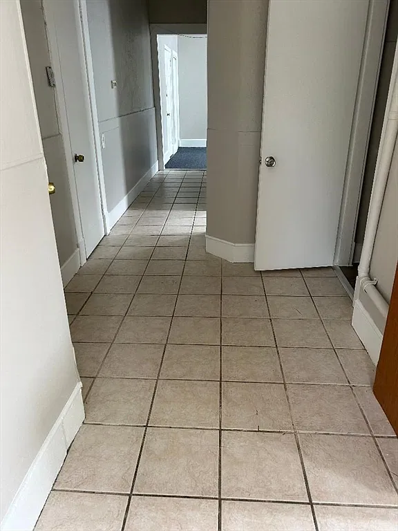 2 bed, 1000 sqft, $1,800 — Photo 4