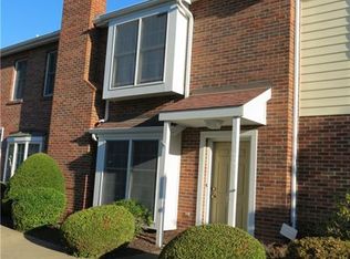 206 Bayberry Ct, Mc Murray, PA