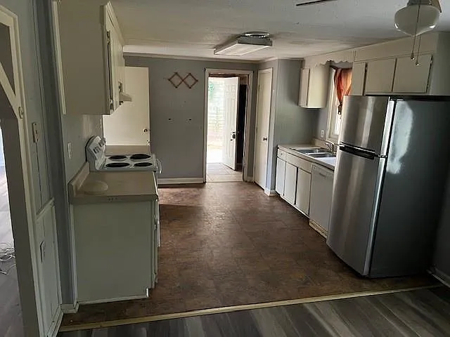 3030 Mangum Dr — Photo 6