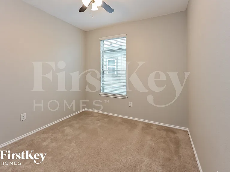 14711 Myrtle Point Dr — Photo 12