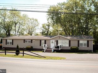 406 Jenny Wren Dr, Martinsburg, WV 25404