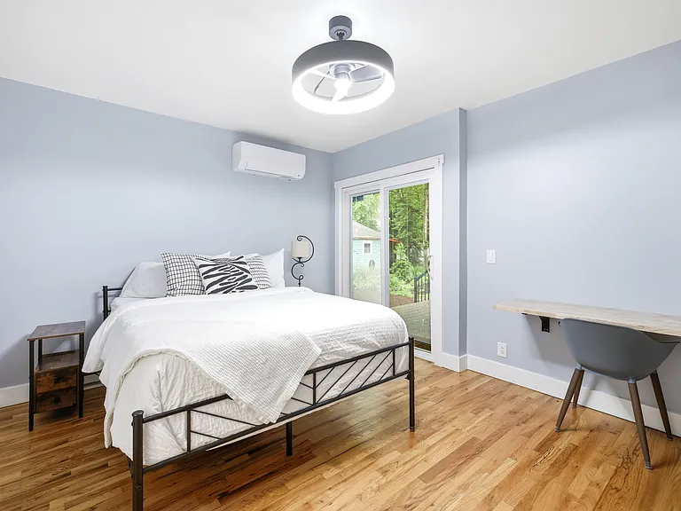 15775 Lakeshore Rd #2 — Photo 38