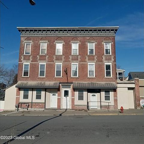 1st image of 87 N Main St APT 6