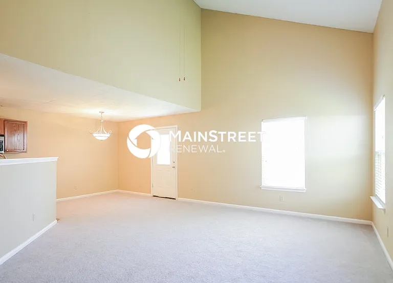 4420 Courtfield Dr — Photo 6