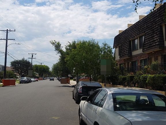 4th image of 15918 S Denker Ave #C