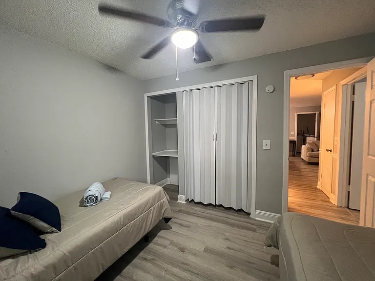 200 S Betty Ln — Photo 7