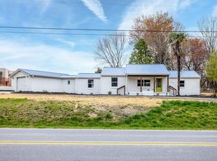 4371 High Point Rd, Kernersville, NC 27284