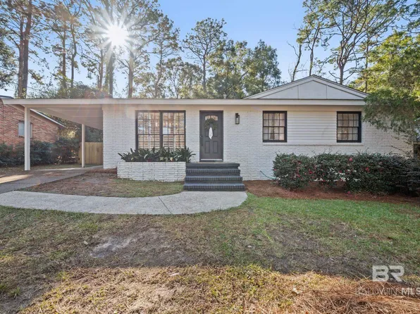 714 Gayfer Ave, Fairhope, AL 36532