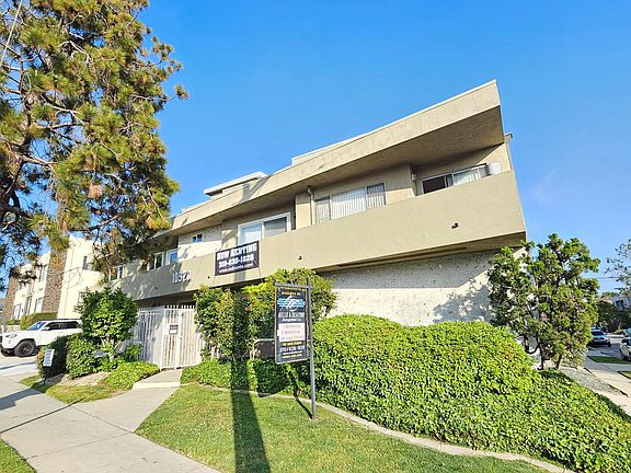 2nd image of 10922 National Blvd #105