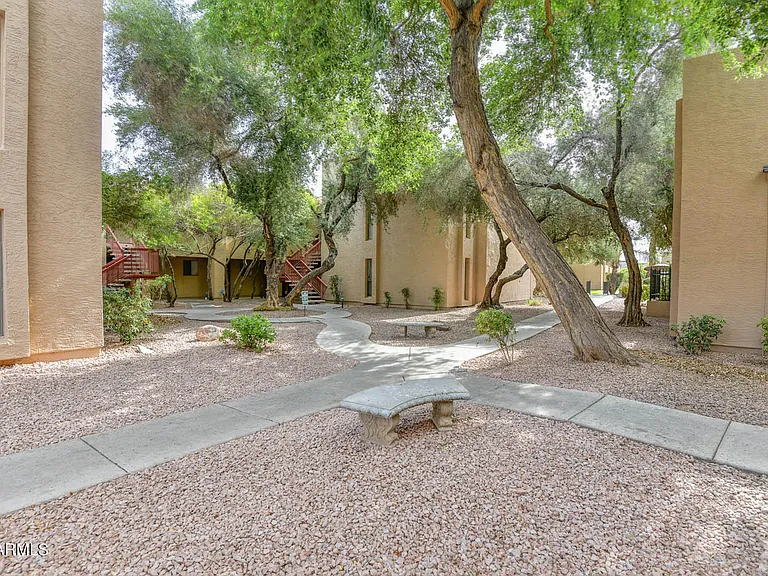 3131 W Cochise Dr #213 — Photo 26