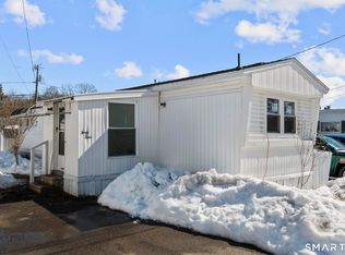 44 Linden Avenue North, Westbrook, CT 06498