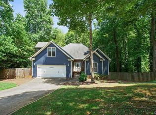 462 Springfield Dr, Woodstock, GA 30188