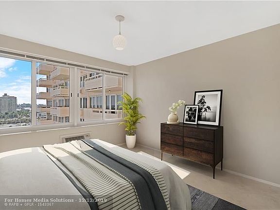5th image of 3233 NE 34th St APT 1111