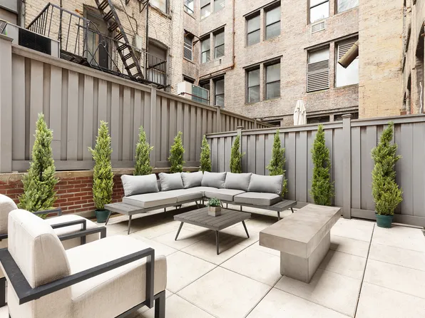 205 East 22nd Street 1AB image 3 of 14
