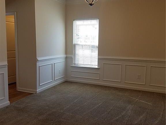 4th image of 1643 Banff Ct