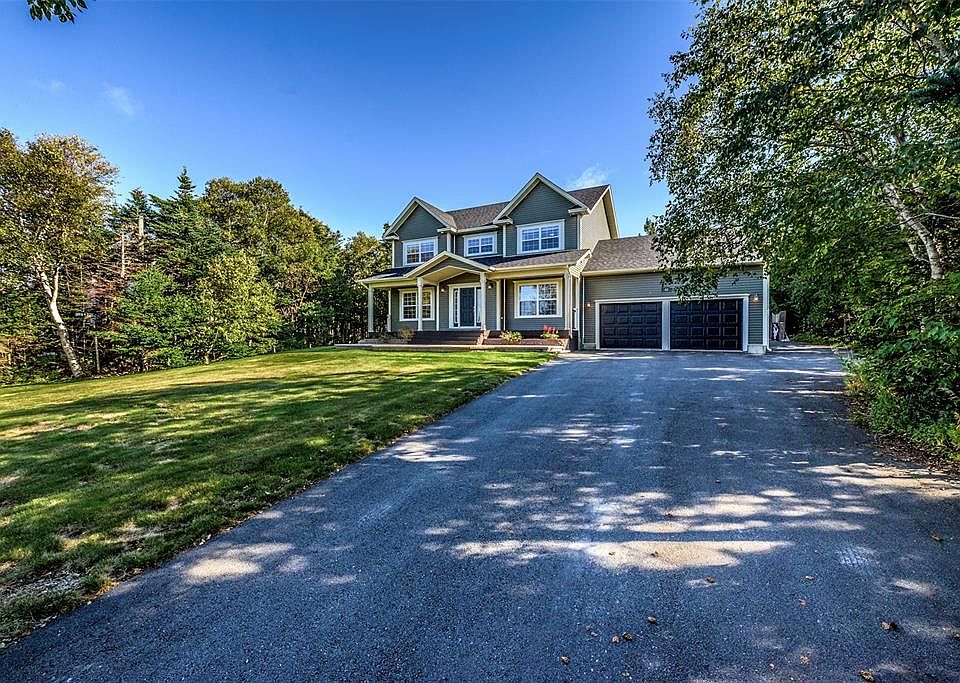 1st image of 43 Pine Ridge Crescent