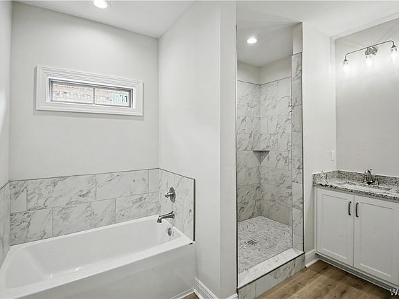 5th image of 5190 Summerfield Dr E