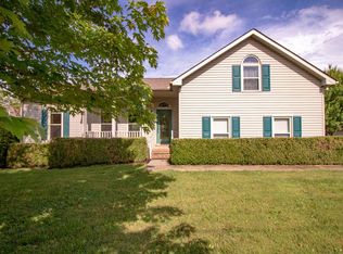 343 Huntington Dr, Gallatin, TN 37066