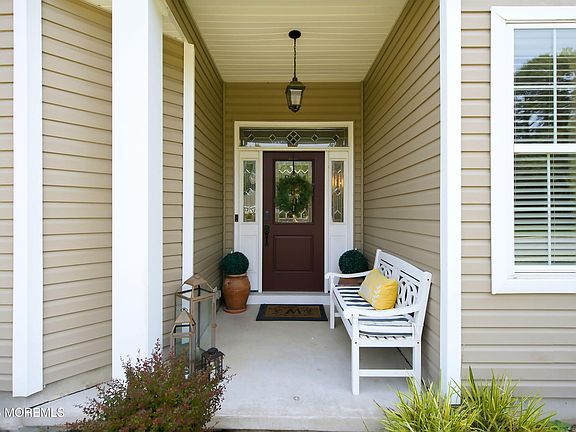 3rd image of 2 Beach Haven Way