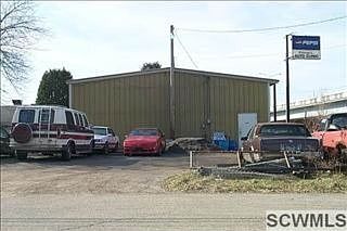 2nd image of 4005 Alvarez Ave