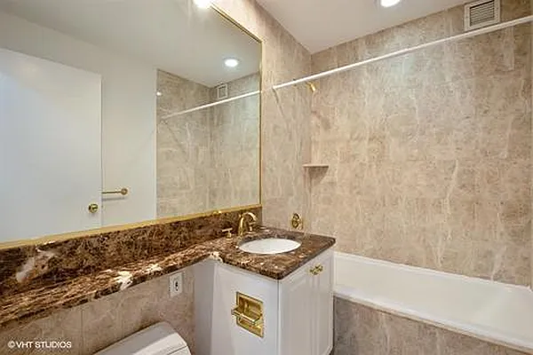 Rented by Real Direct | media 7