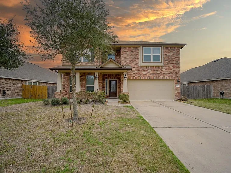 6731 Trinity Trail Ln — Photo 1